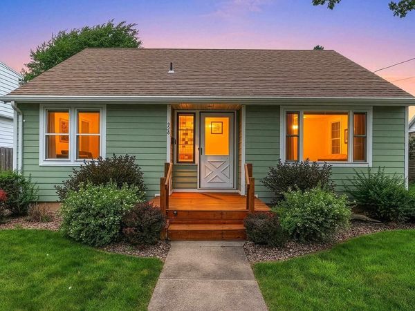 928 JEFFERSON STREET, Menasha, WI 54952