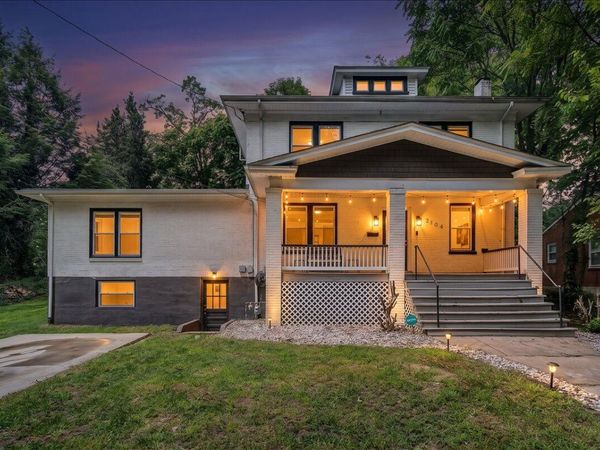 2104 Wayne ST NE, Roanoke, VA 24012