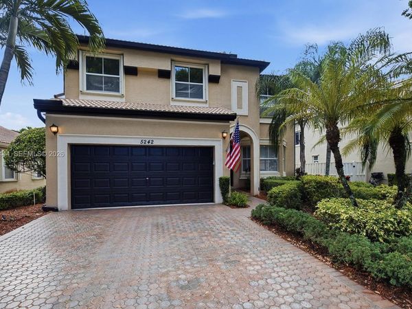 5242 SW 158th Ave, Miramar, FL 33027