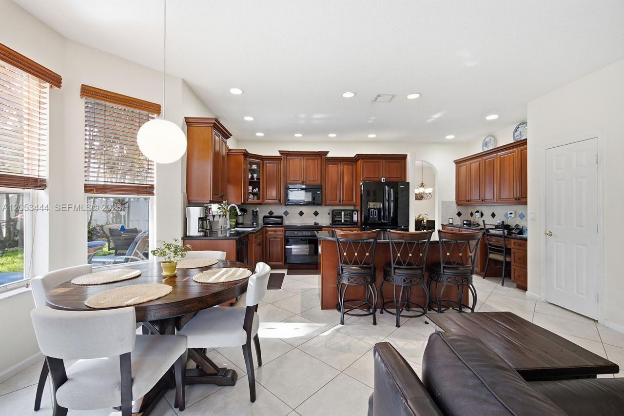 5242 SW 158th Ave, Miramar, FL 33027 Photo