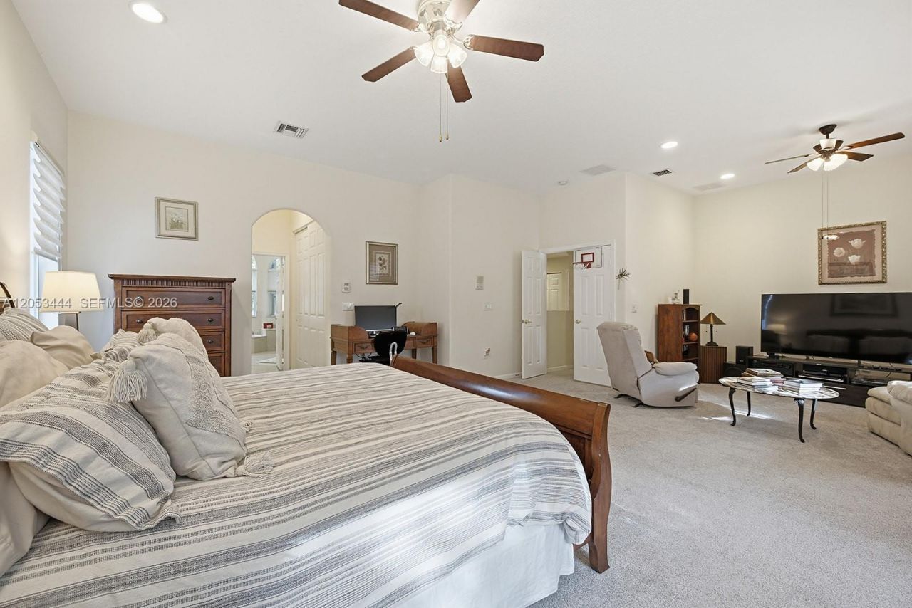 5242 SW 158th Ave, Miramar, FL 33027 Photo