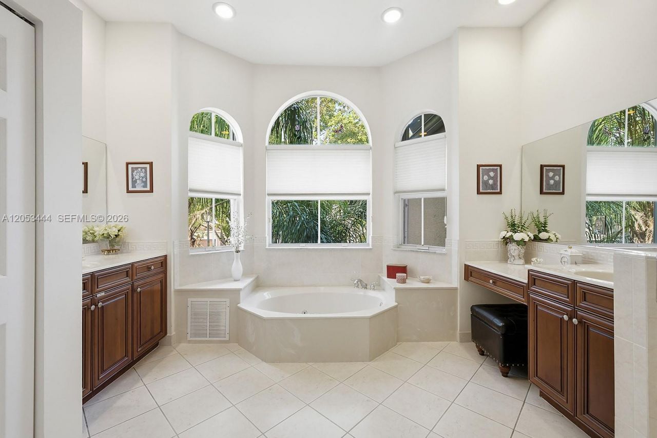 5242 SW 158th Ave, Miramar, FL 33027 Photo