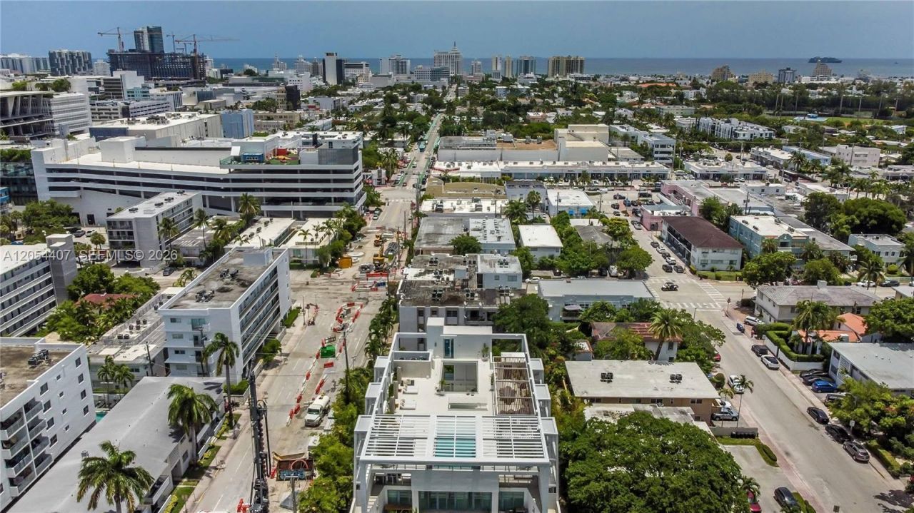 1580 West Ave, Unit 504, Miami Beach, FL 33139 Photo