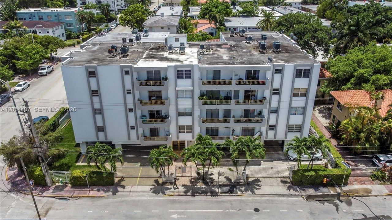 1580 West Ave, Unit 504, Miami Beach, FL 33139 Photo