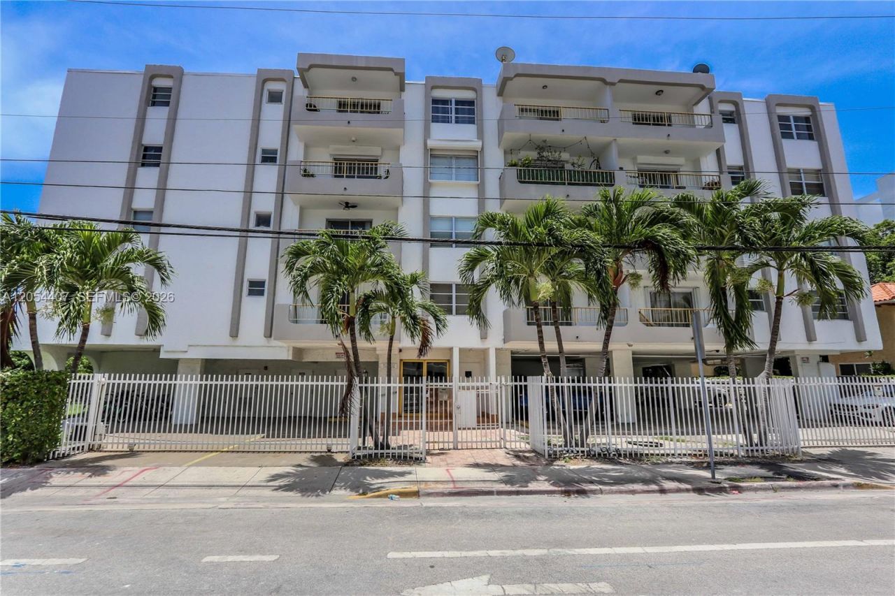 1580 West Ave, Unit 504, Miami Beach, FL 33139 Photo