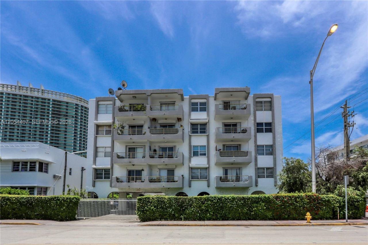 1580 West Ave, Unit 504, Miami Beach, FL 33139 Photo