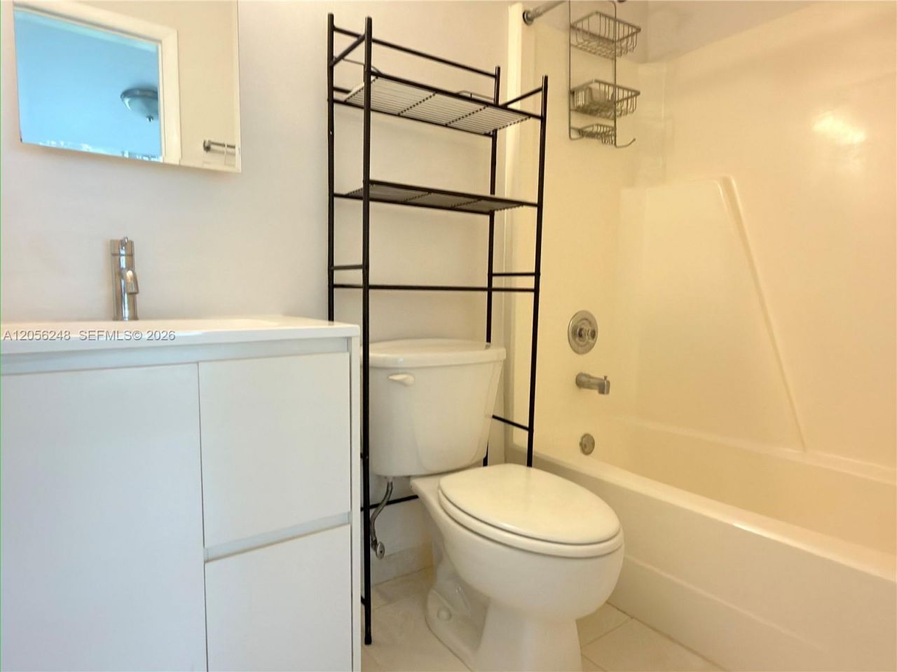 9160 SW 73rd St , Unit B, Miami, FL 33173 Photo