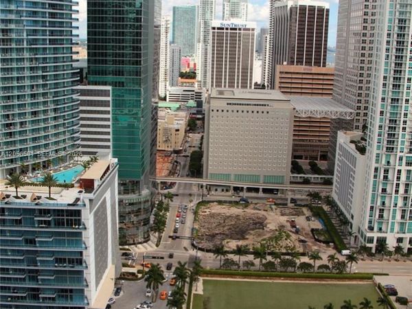 465 BRICKELL AV , Unit 3006, Miami, FL 33131