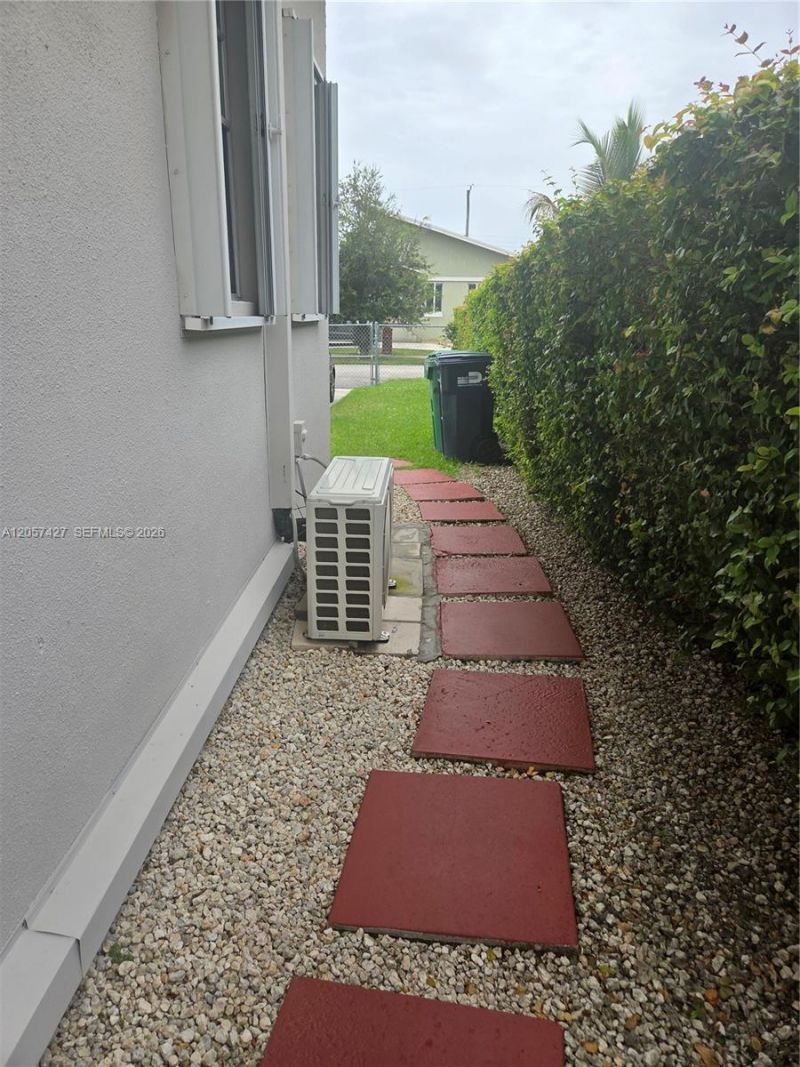 8441 SW 32nd Ter , Miami, FL 33155 Photo