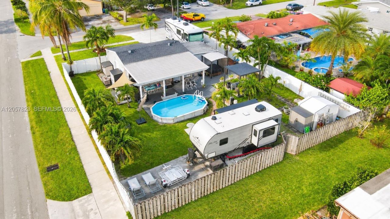 117 SW 6th St , Hallandale Beach, FL 33009 Photo