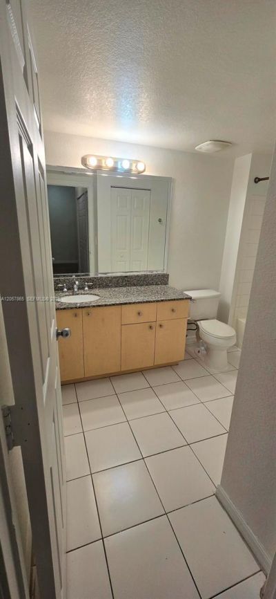 2589 Centergate Dr, Unit 202, Miramar, FL 33025 Photo