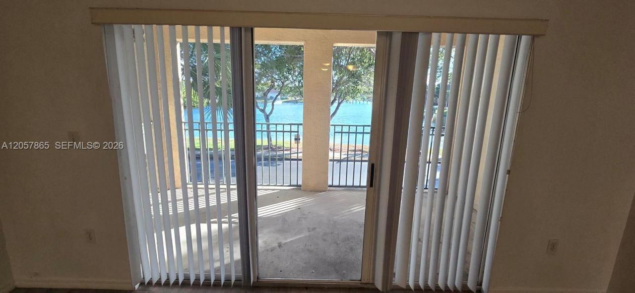 2589 Centergate Dr, Unit 202, Miramar, FL 33025 Photo