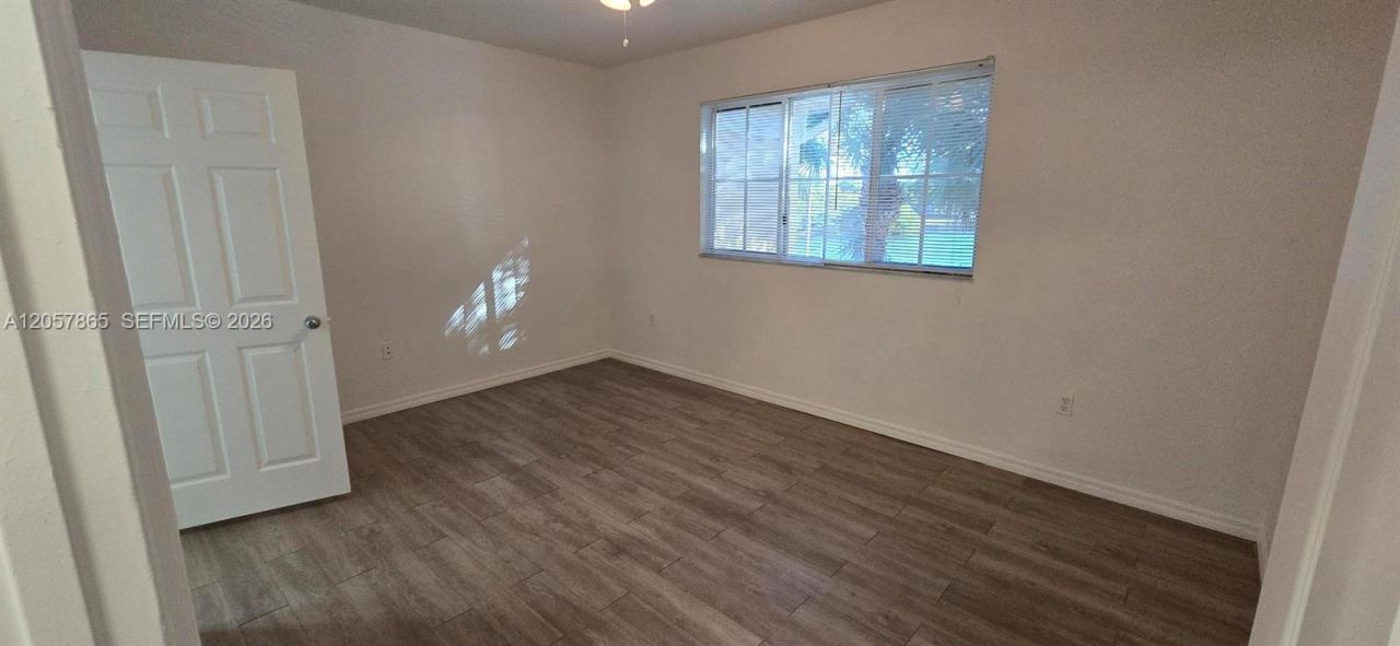 2589 Centergate Dr, Unit 202, Miramar, FL 33025 Photo