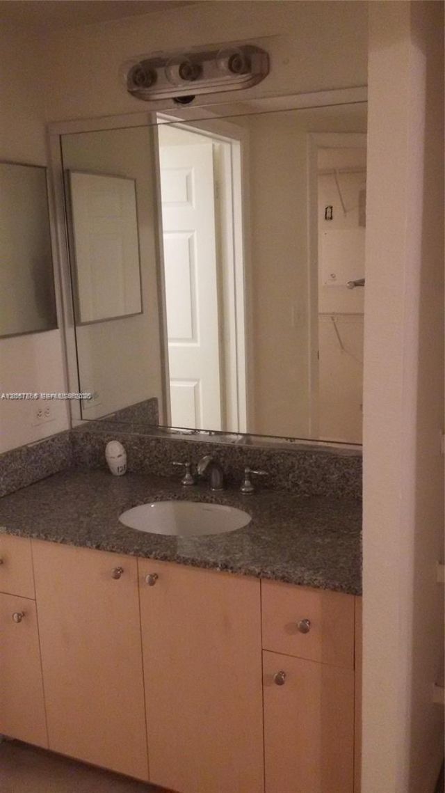 2589 Centergate Dr, Unit 202, Miramar, FL 33025 Photo