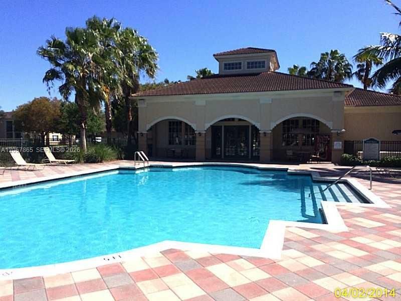 2589 Centergate Dr, Unit 202, Miramar, FL 33025 Photo