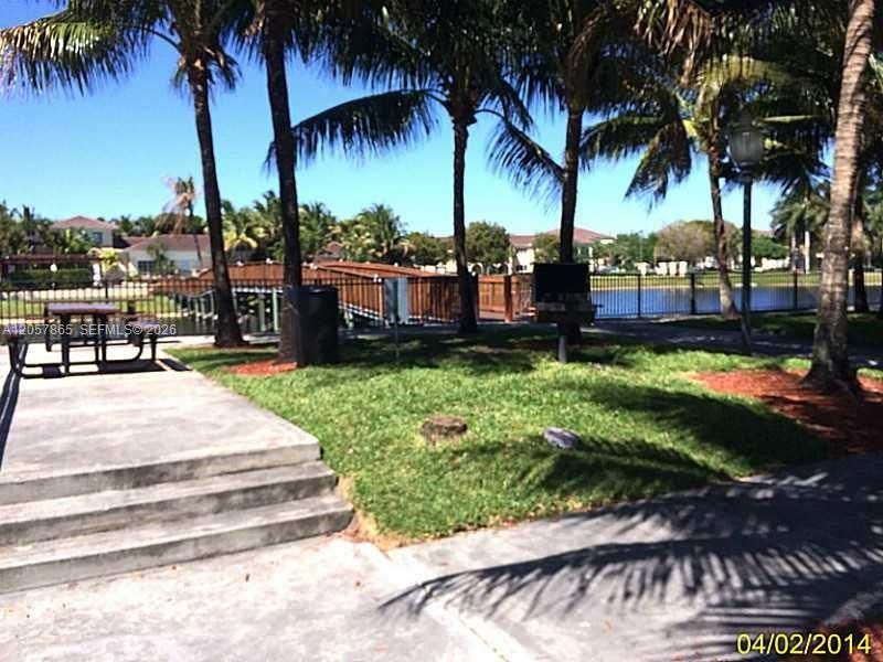 2589 Centergate Dr, Unit 202, Miramar, FL 33025 Photo