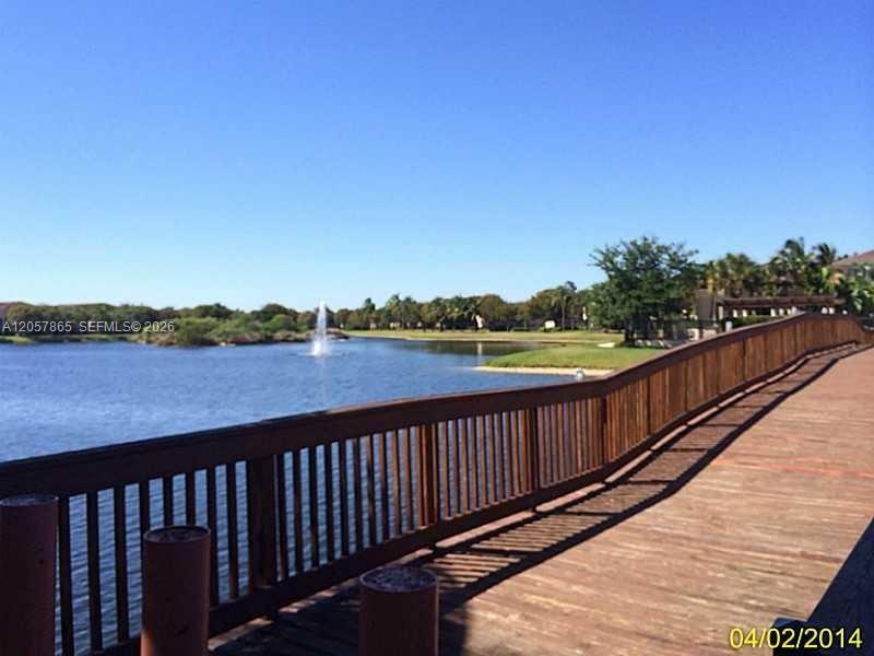 2589 Centergate Dr, Unit 202, Miramar, FL 33025 Photo