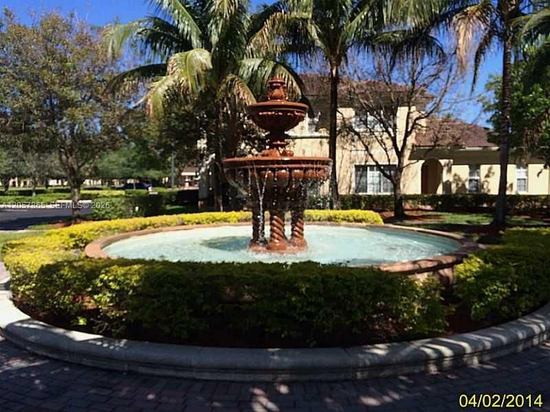 2589 Centergate Dr, Unit 202, Miramar, FL 33025 Photo