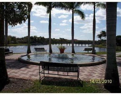 2589 Centergate Dr, Unit 202, Miramar, FL 33025 Photo