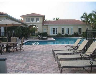2589 Centergate Dr, Unit 202, Miramar, FL 33025 Photo