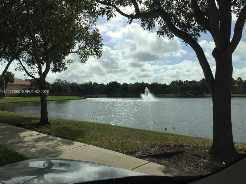 2589 Centergate Dr, Unit 202, Miramar, FL 33025 Photo