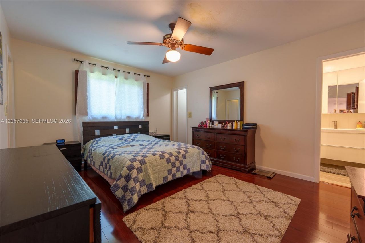 740 Ridgewood Ln , Plantation, FL 33317 Photo