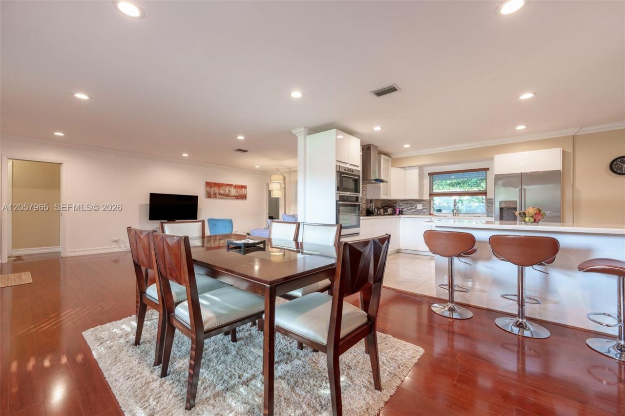740 Ridgewood Ln , Plantation, FL 33317 Photo