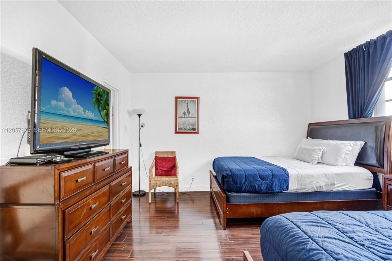4001 S Ocean Dr, Unit 7P, Hollywood, FL 33019 Photo