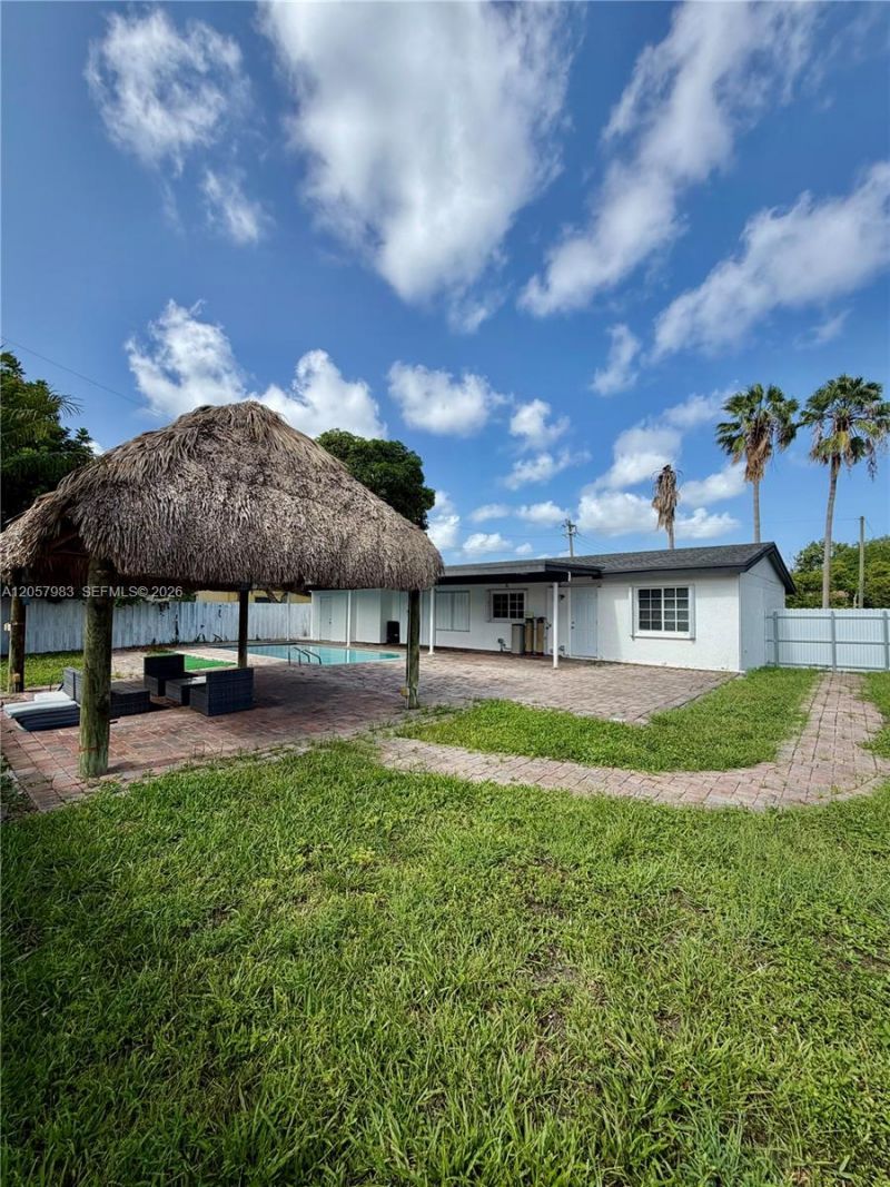19730 NW 3rd Ct, Miami Gardens, FL 33169 Photo