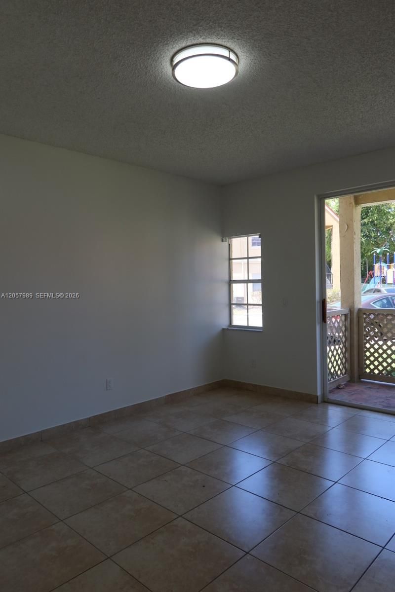 18340 NW 68th Ave , Unit A, Hialeah, FL 33015 Photo
