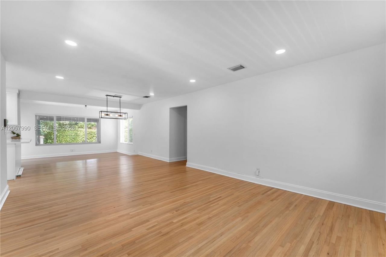 2031 SW 66th Ave , Unit 2031, West Miami, FL 33155 Photo
