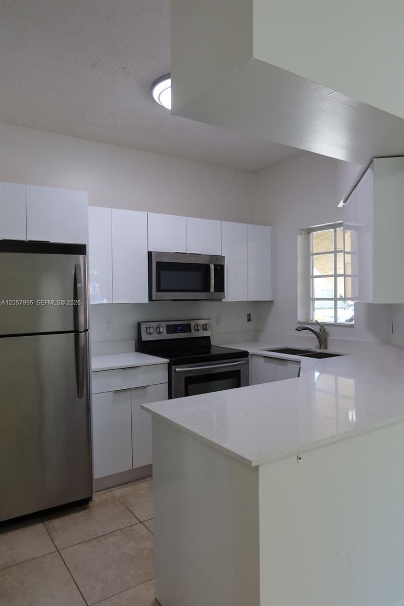 18340 NW 68th Ave , Unit A, Hialeah, FL 33015 Photo