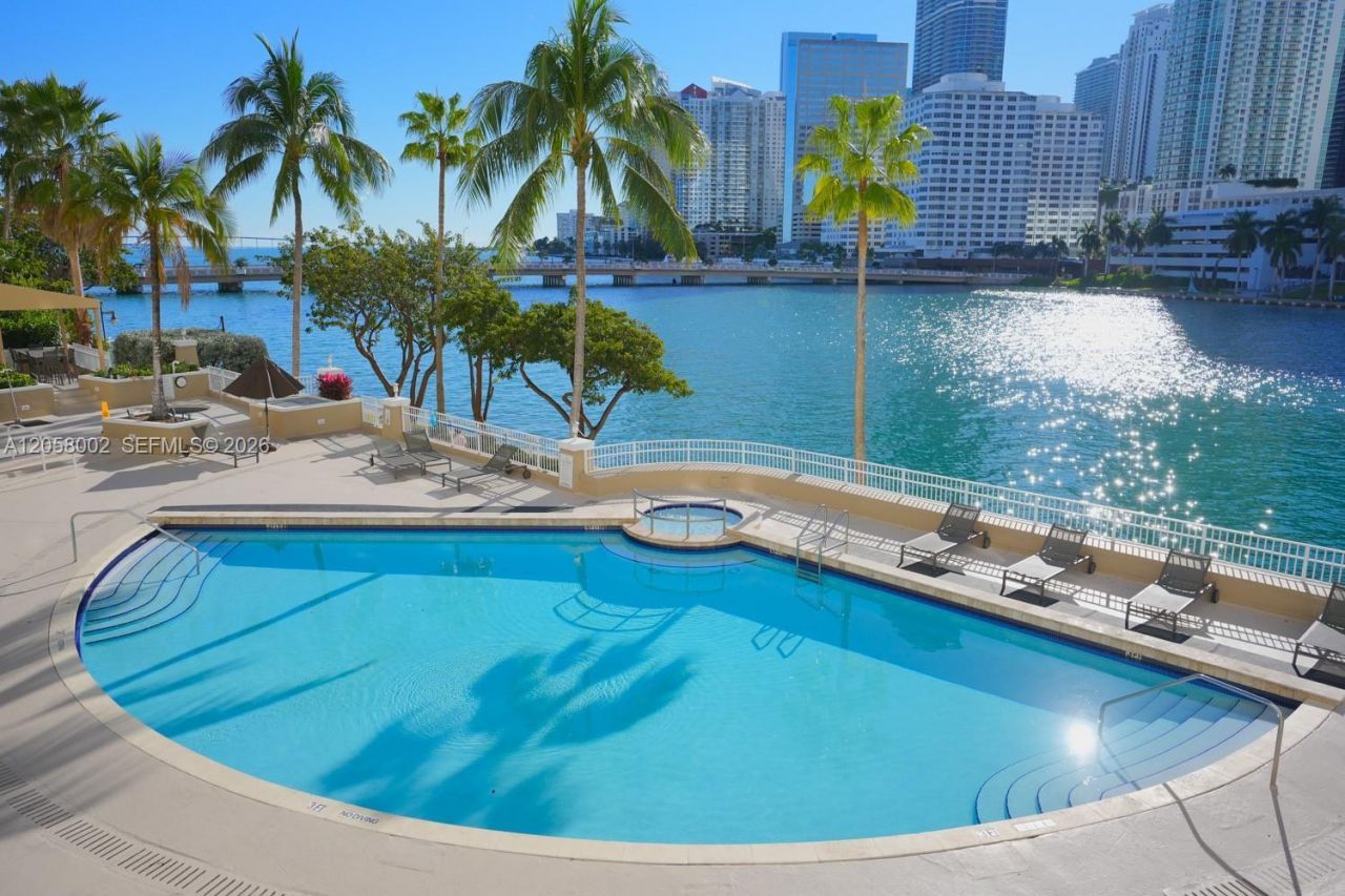 701 Brickell Key Blvd, Unit 604, Miami, FL 33131 Photo