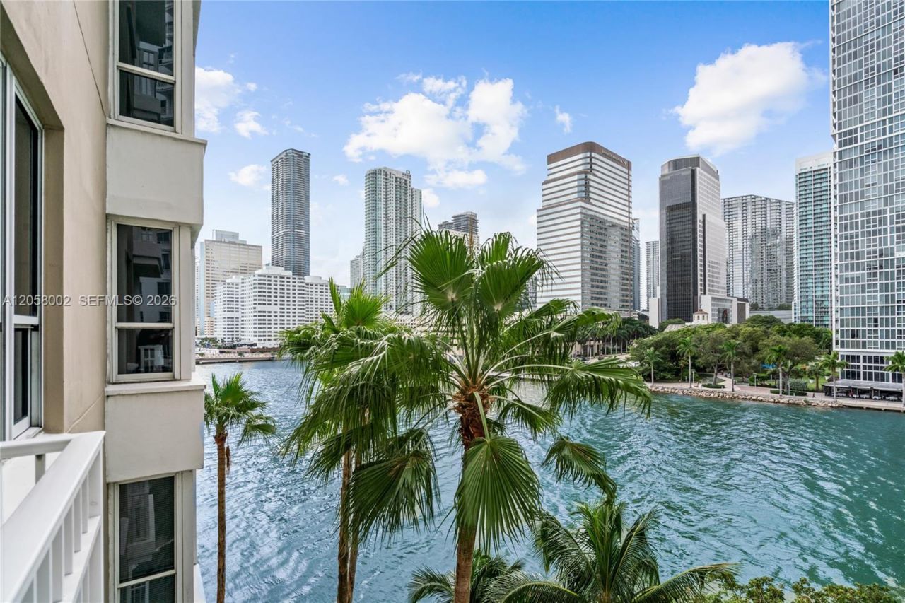 701 Brickell Key Blvd, Unit 604, Miami, FL 33131 Photo