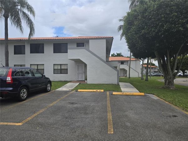 14835 SW 80th St , Unit 102-6, Miami, FL 33193