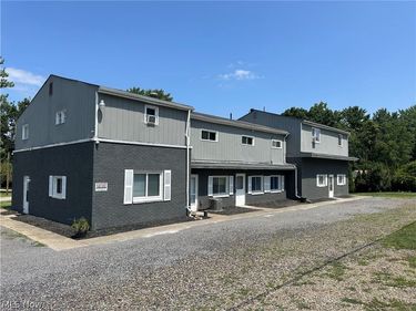 5885 Youngstown Hubbard Road, Unit 6, Hubbard, OH 44425