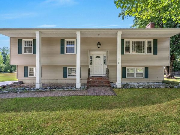 2 Rutgers Rd, Andover, MA 01810