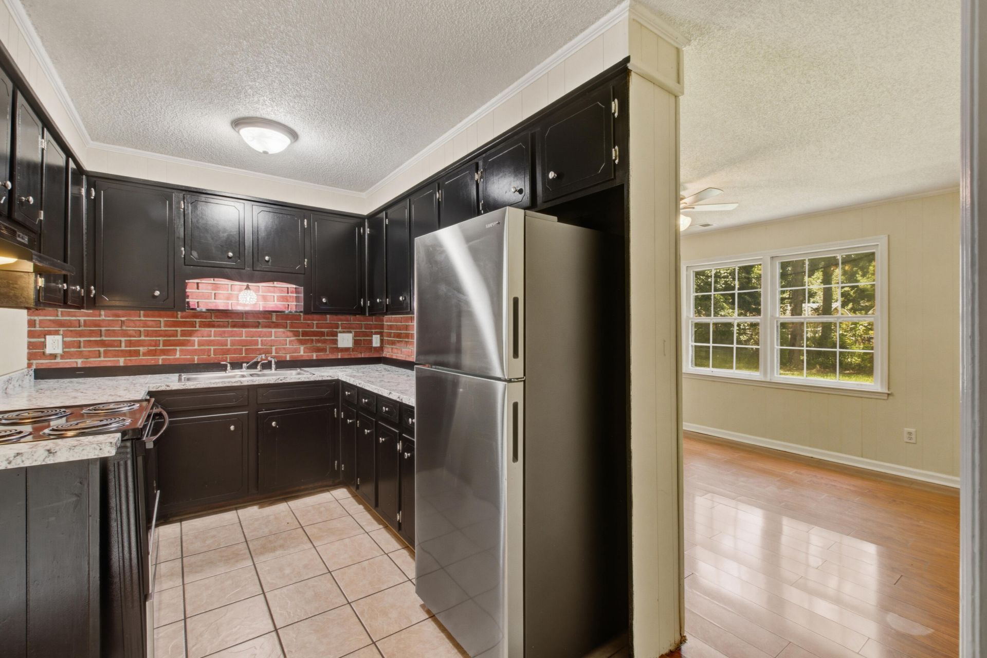 111 Miley Drive Photo 15