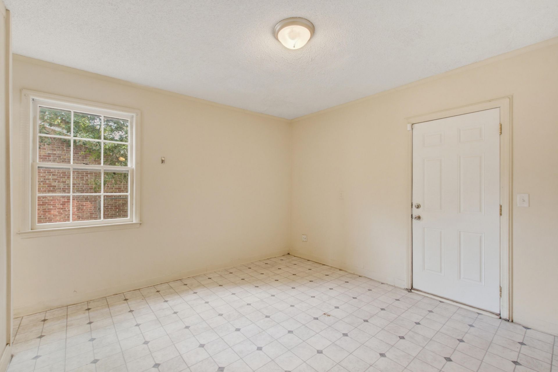 111 Miley Drive Photo 22