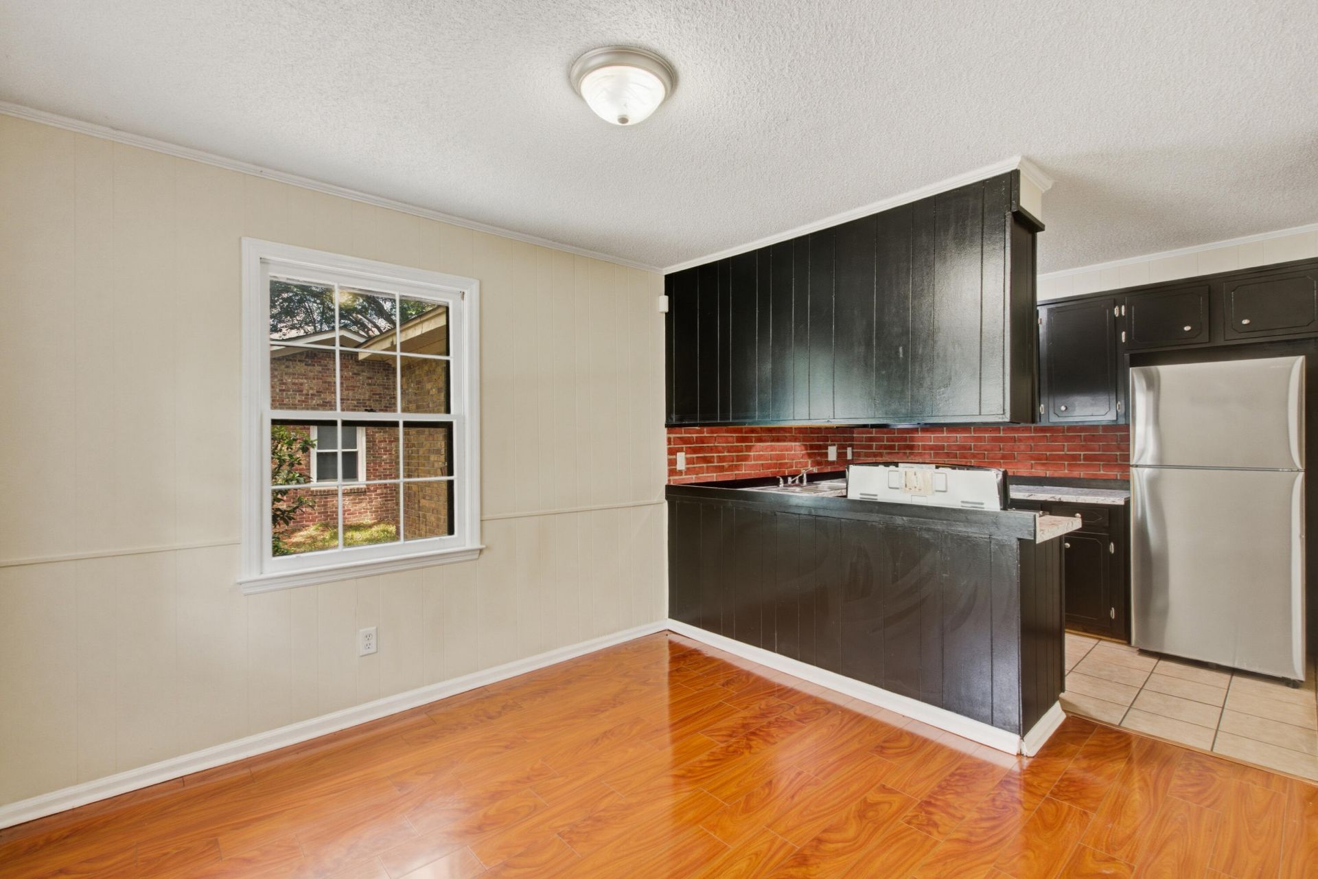 111 Miley Drive Photo 6