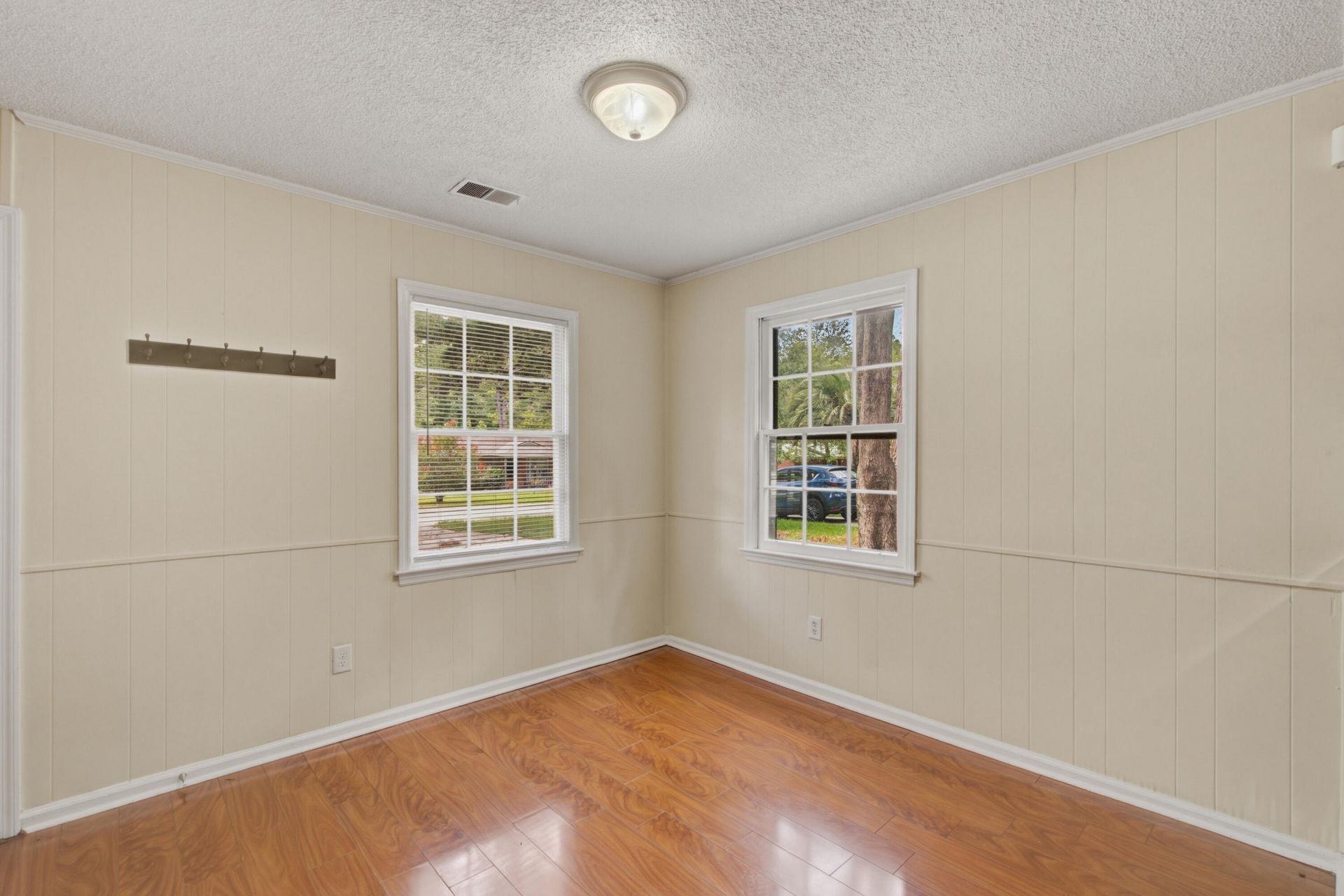 111 Miley Drive Photo 7