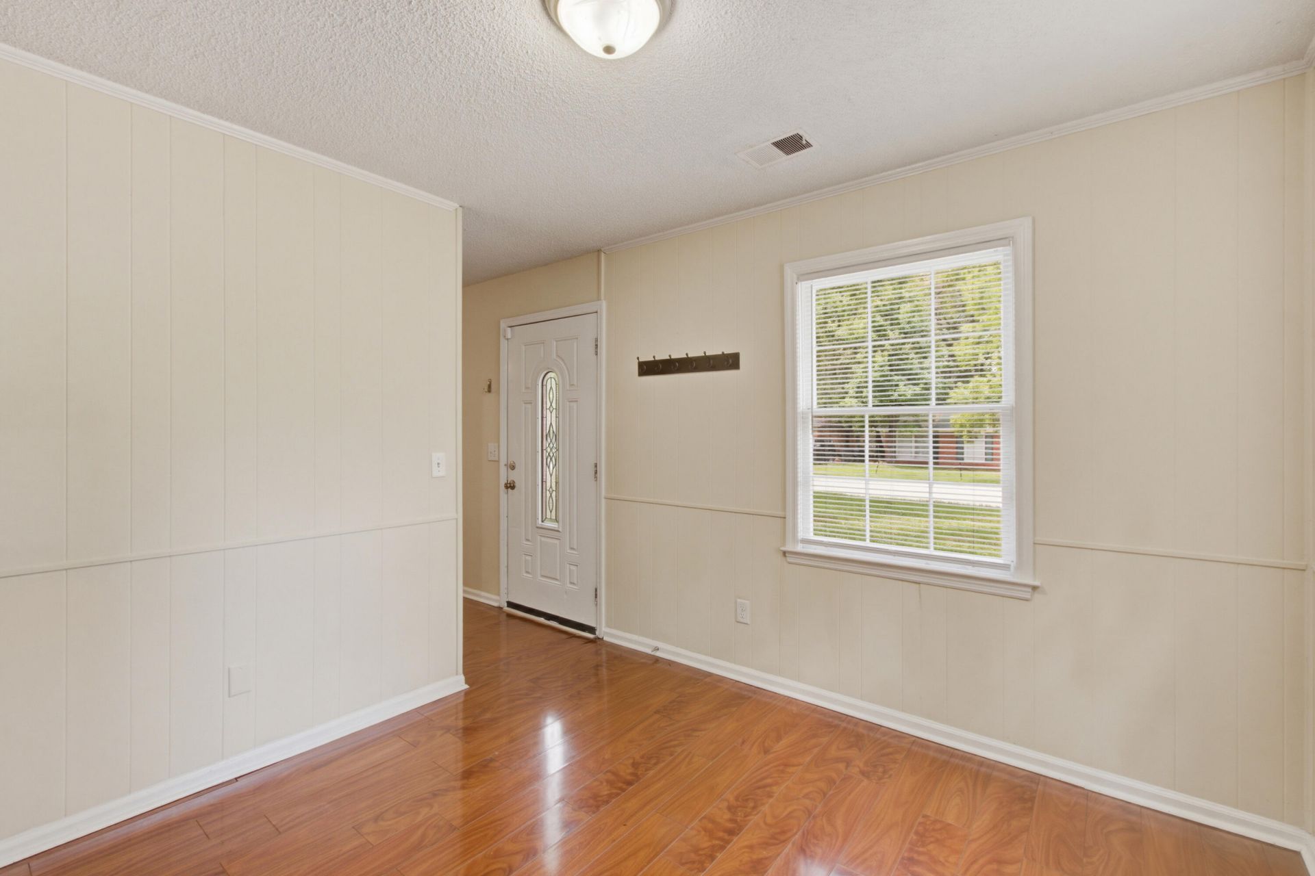 111 Miley Drive Photo 8