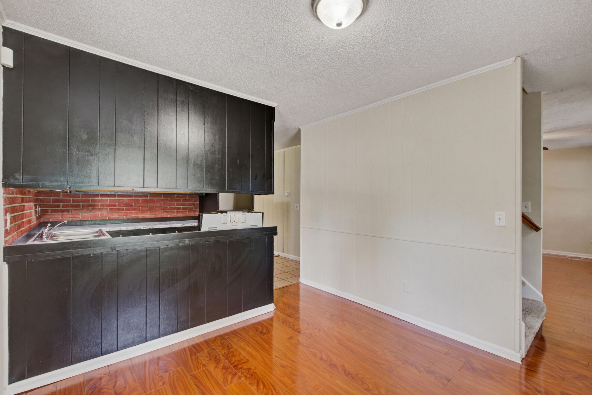 111 Miley Drive Photo 9