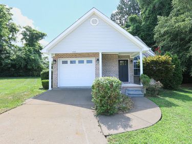 905 Stonebrook Court, Paducah, KY 42003