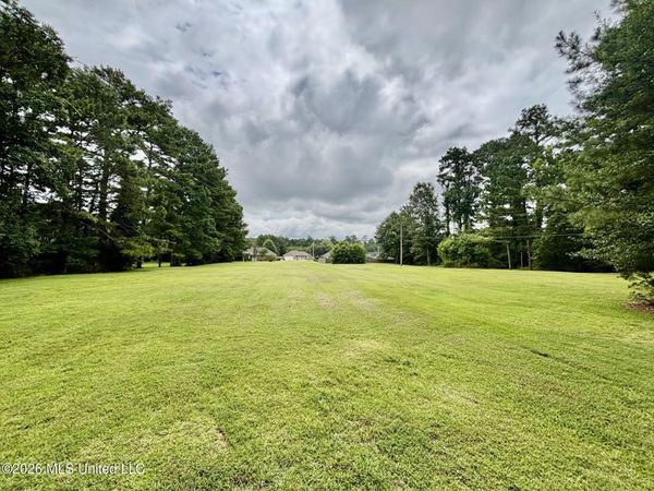 Fox Loop Drive, McComb, MS 39648