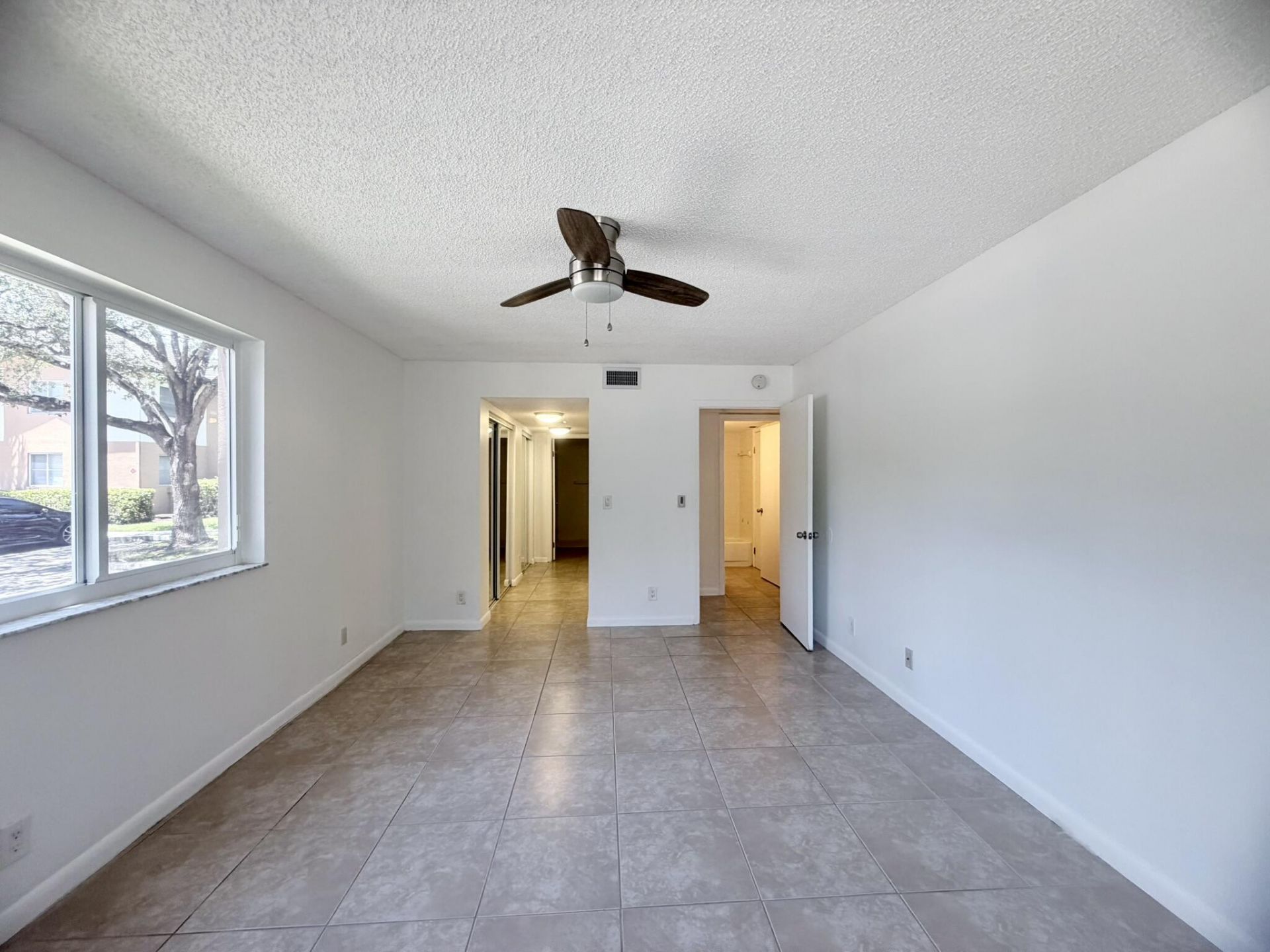 9955 Westview Drive, Unit 218, Coral Springs, FL 33076 Photo