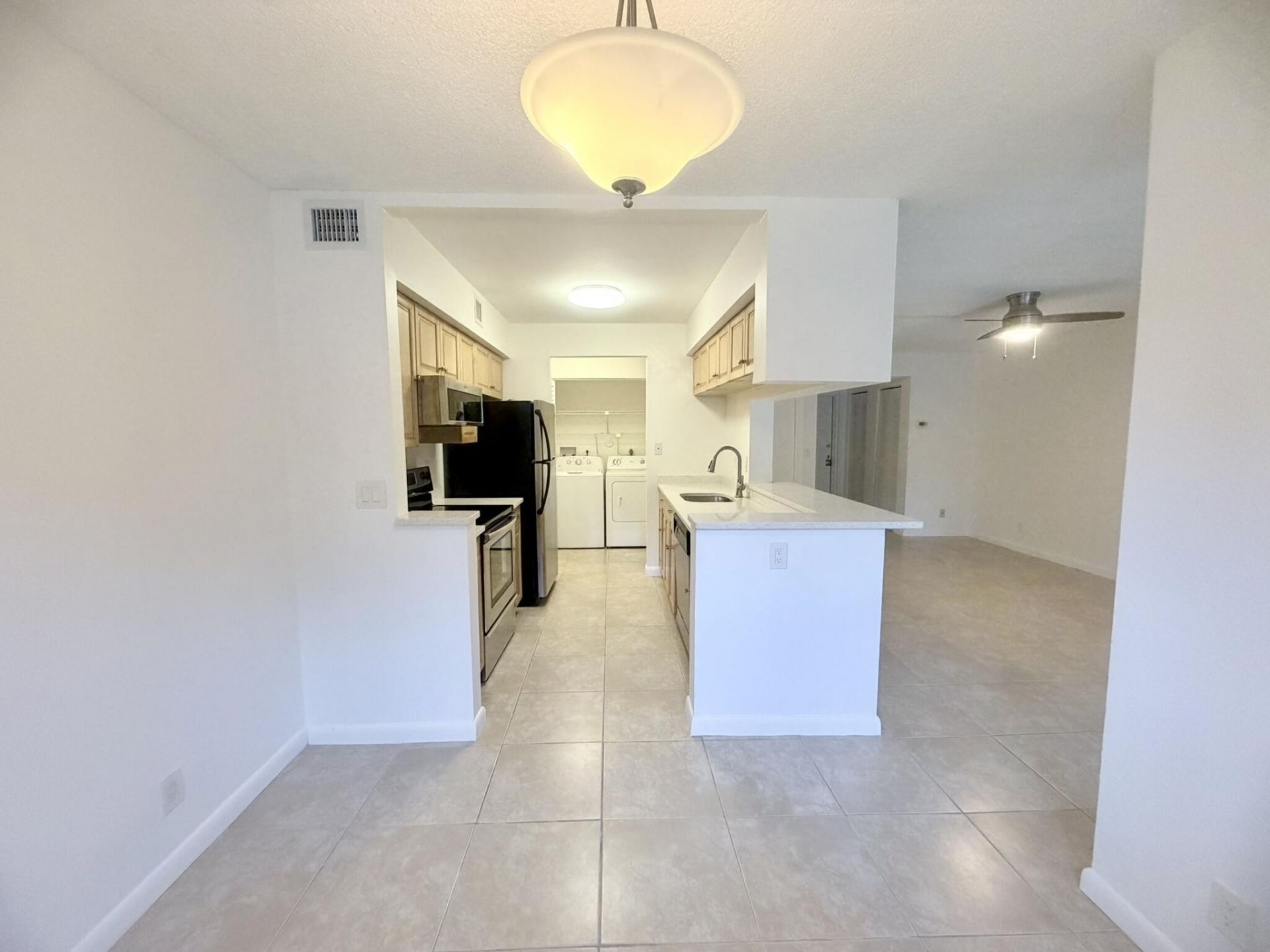 9955 Westview Drive, Unit 218, Coral Springs, FL 33076 Photo
