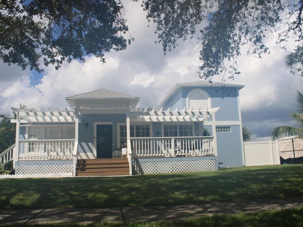 475 Seabrook Road, Tequesta, FL 33469