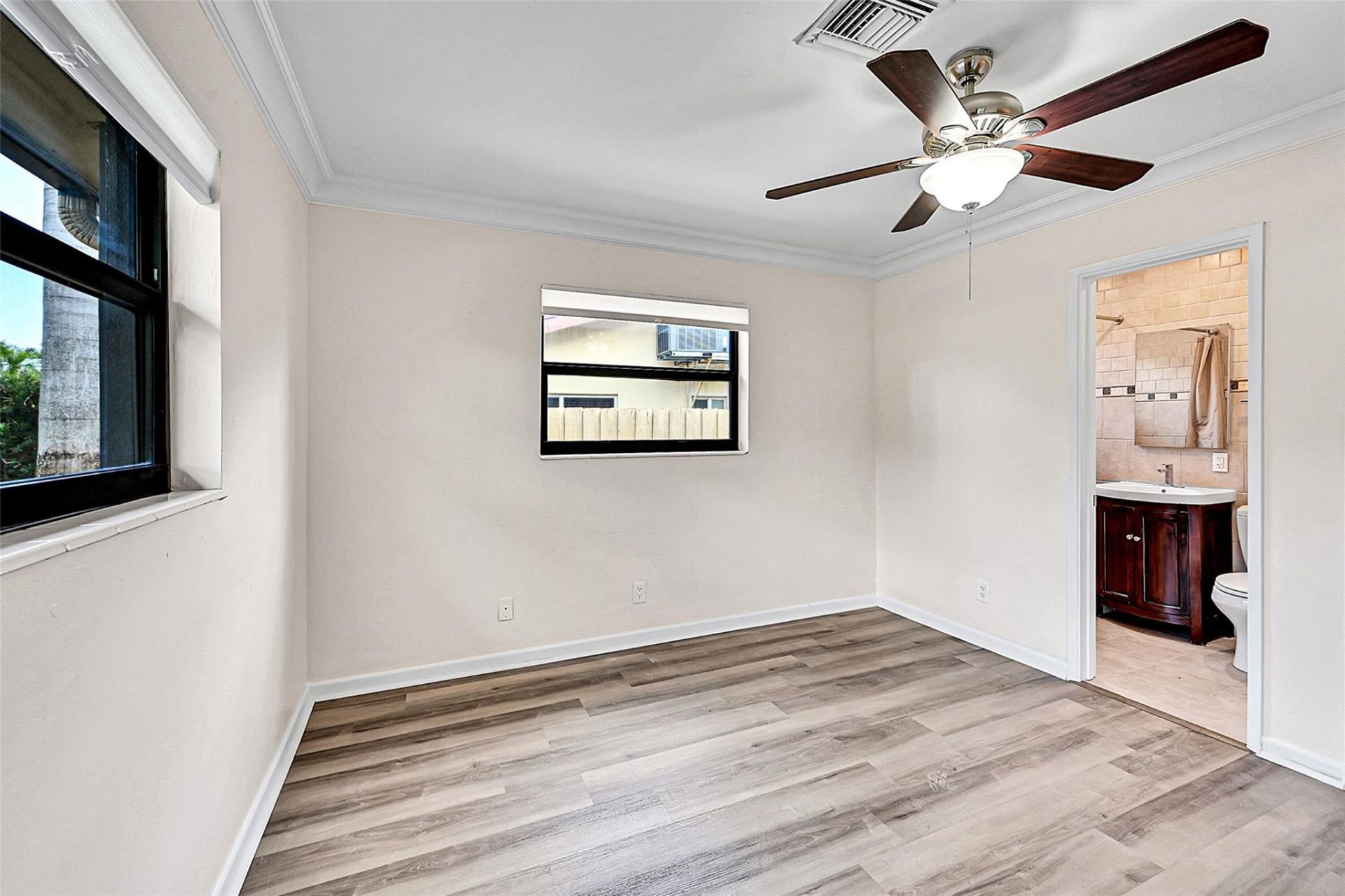 2200 NE 54th Street, Unit East, Fort Lauderdale, FL 33308 Photo