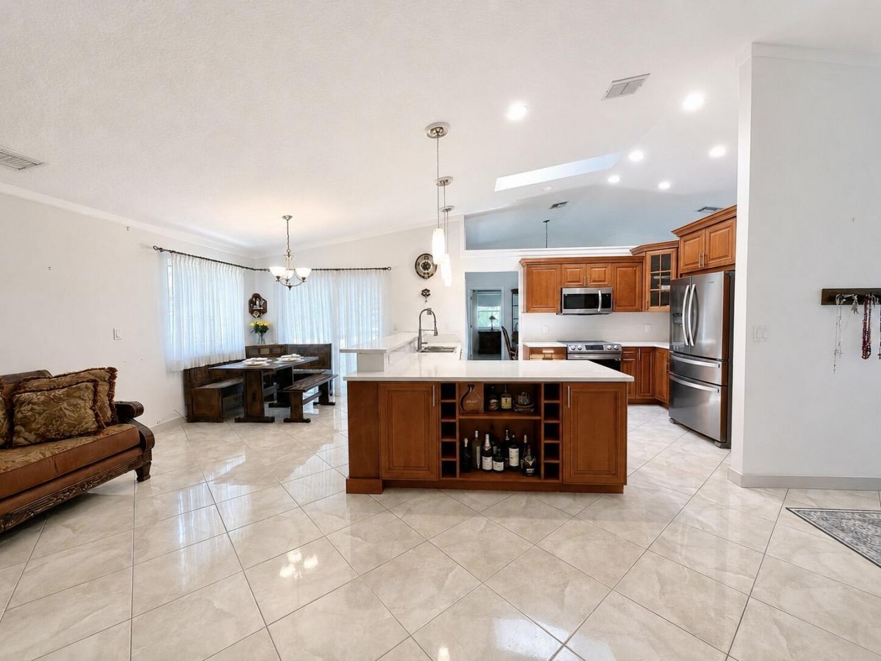 501 SW 168th Way, Weston, FL 33326 Photo